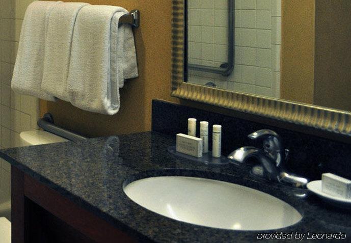 Clementine & Hotel 3*