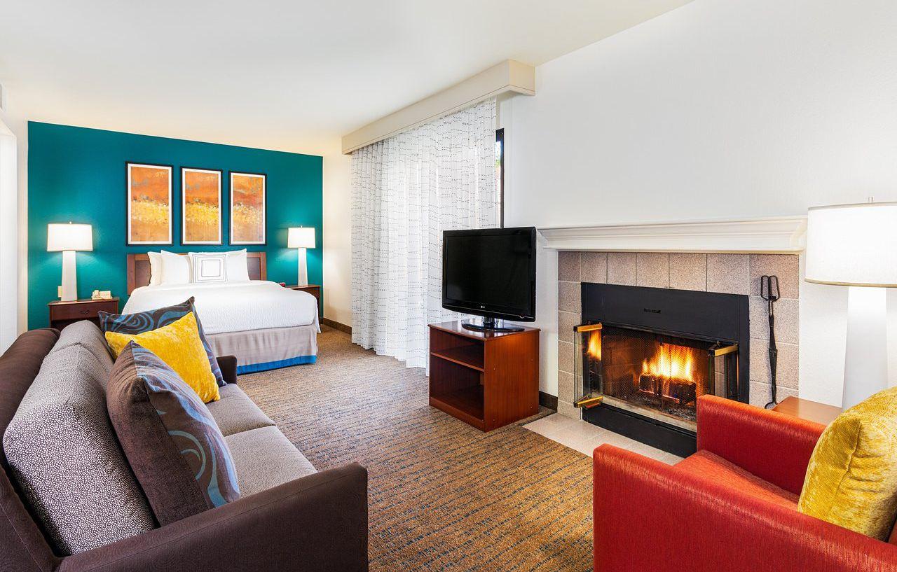 Hotel Clementine &